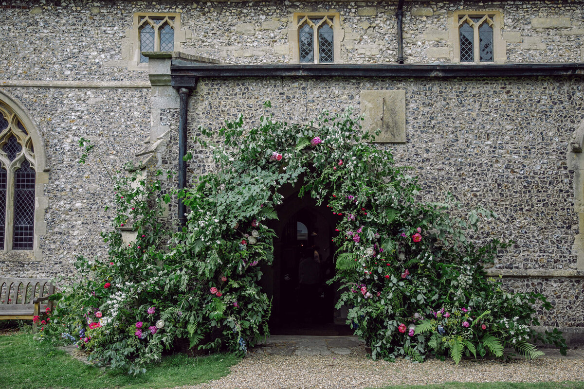 16 church-floral-arch