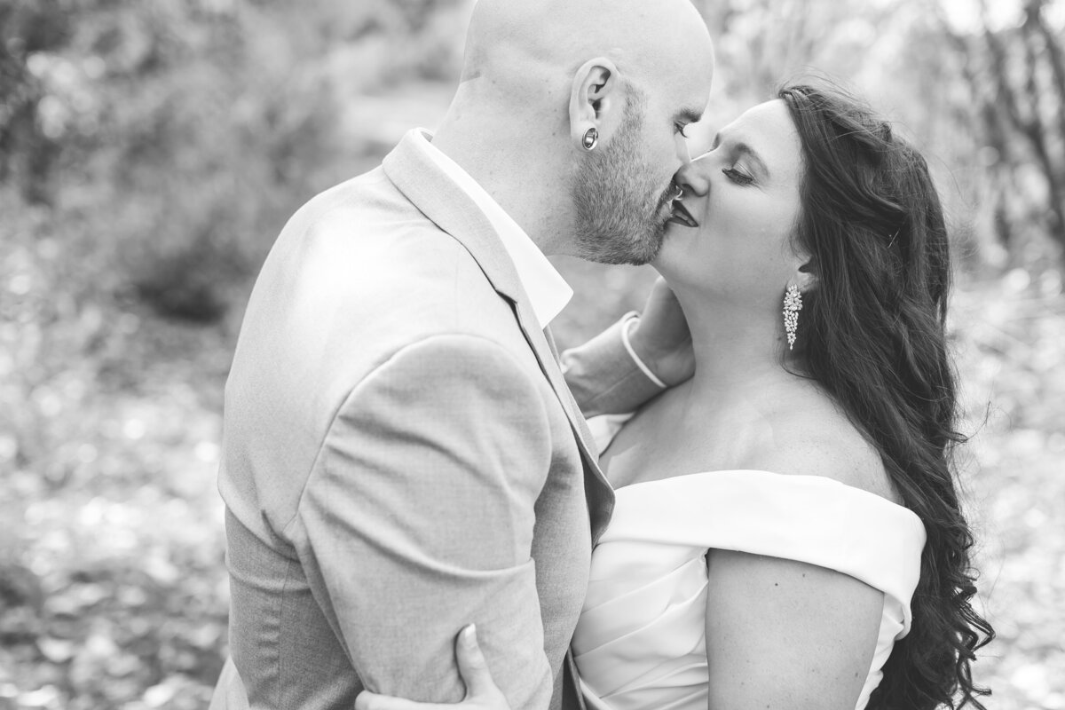 Abby-and-Brandon-Alexandria-MN-Wedding-Photography-JR-19