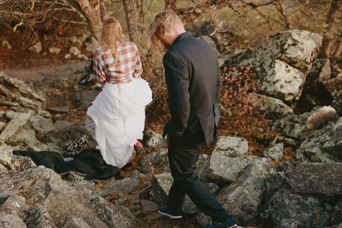 sunrise-shenandoah-national-park-elopement (43)