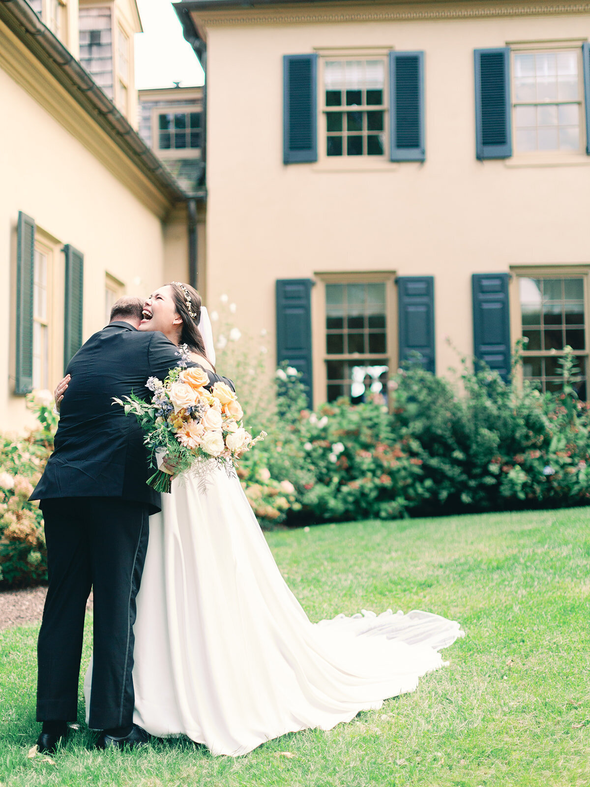 M+G_Belmont Manor_Morning_Luxury_Wedding_Photo_Clear Sky Images-395