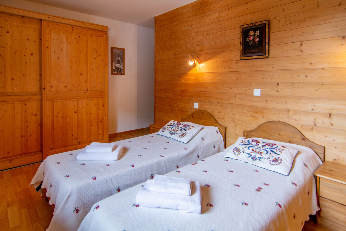 Bedroom 1 - Chalet Les Melezes Sud