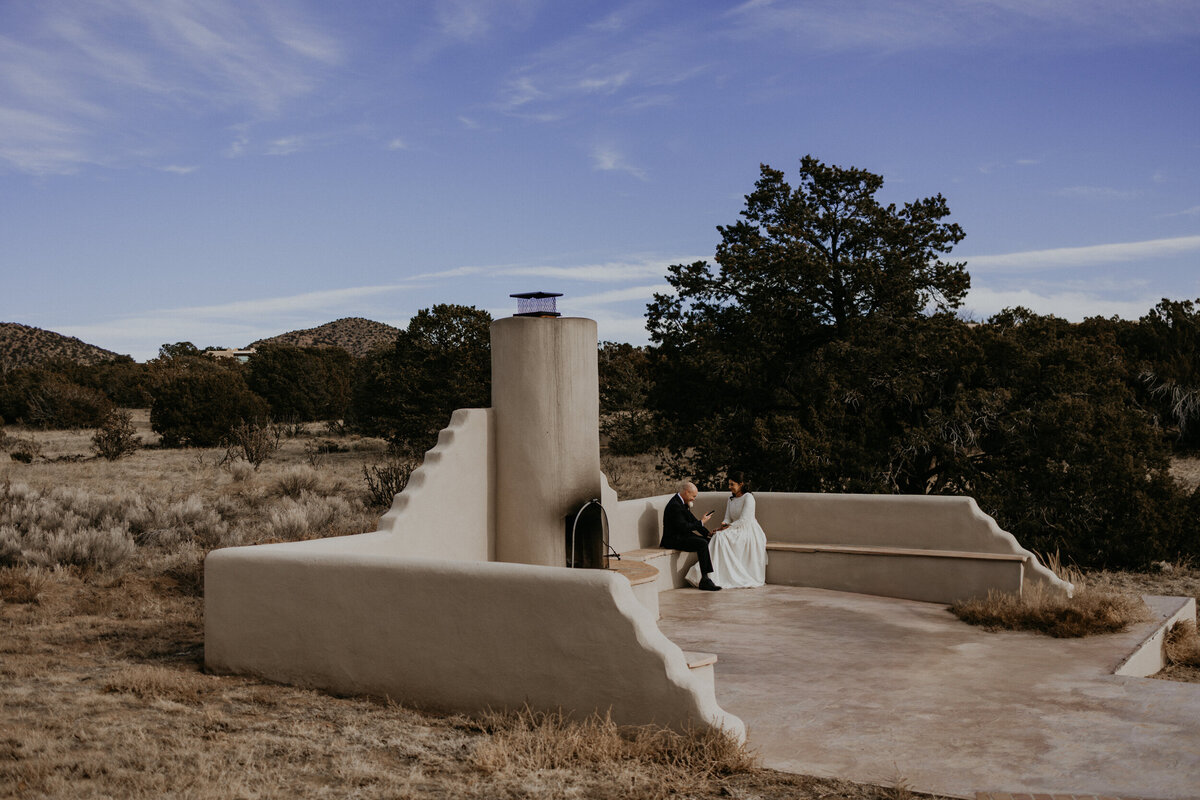 air-bnb-intimate-wedding-santa-fe-new-mexico-20
