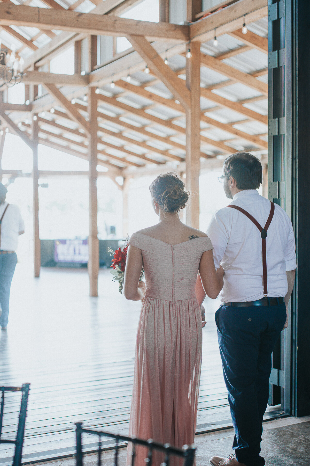 ceremony _ alaynna ann schwartz _ harpors vinyard _ iowa photographer _ playlife photography_0076