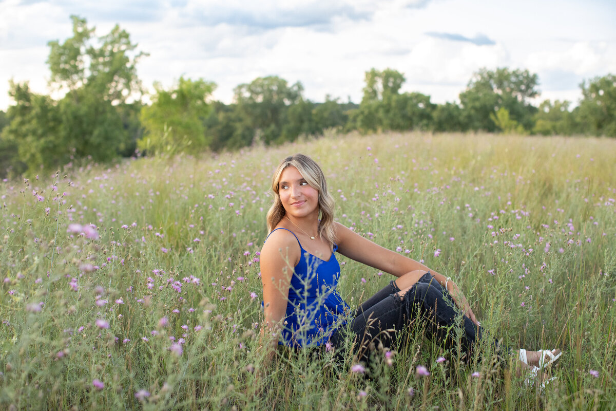 Brighton-michigan-senior-portrait-photographer-anadalai-photography