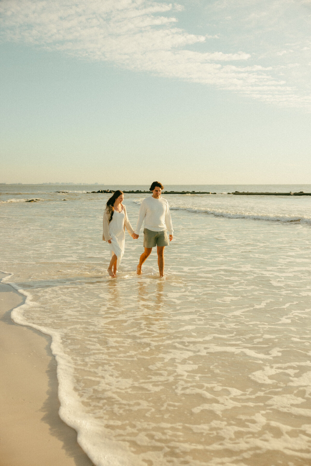 Brooke-John-Oasis-Beach-Honeymoon-Island-State-Park-engagement-session-maternity-session-couple-beach-Florida-sierra-does-photos-6