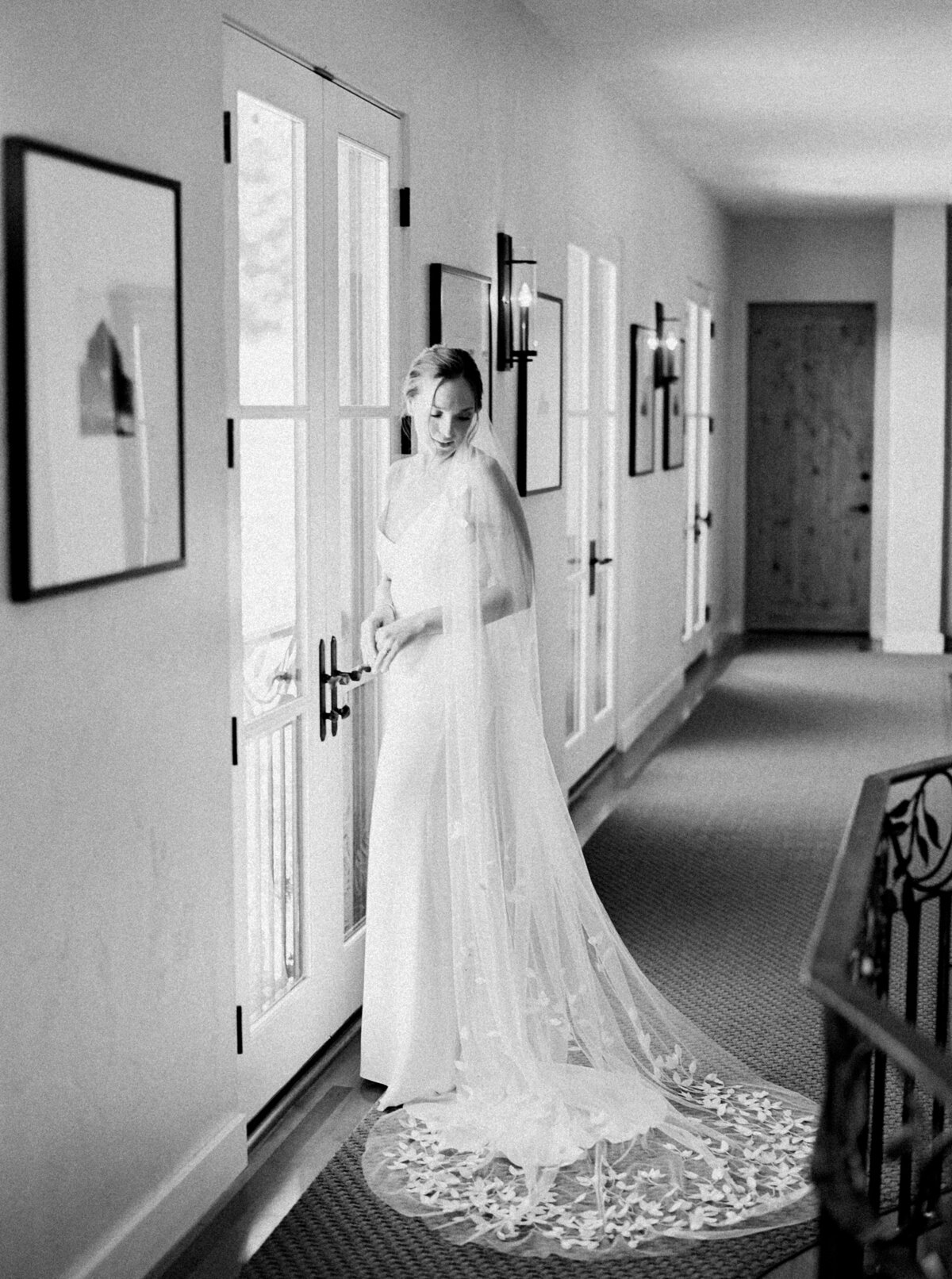 wedding-at-black-walnut-inn-and-vineyard-photography-by-the-tenneys-10