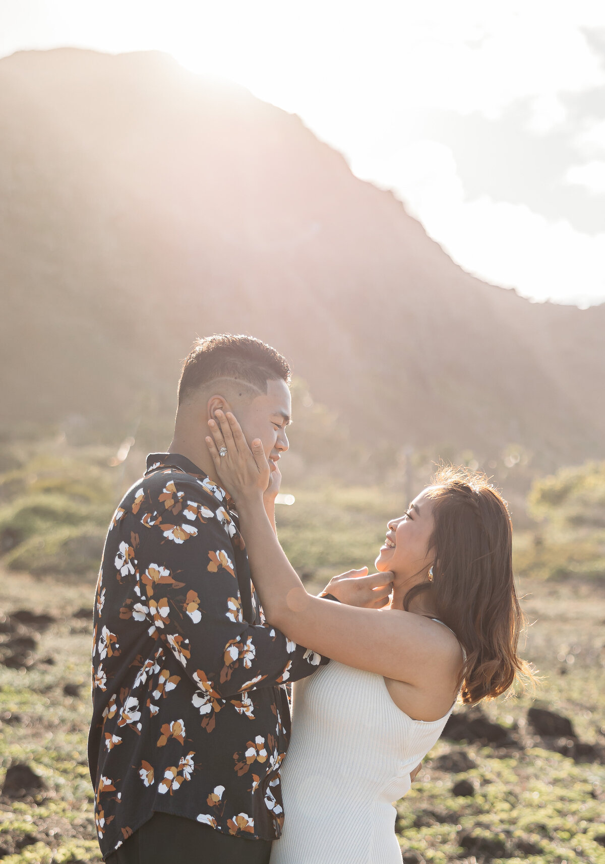 makapuu-beach-couple-portraits-47