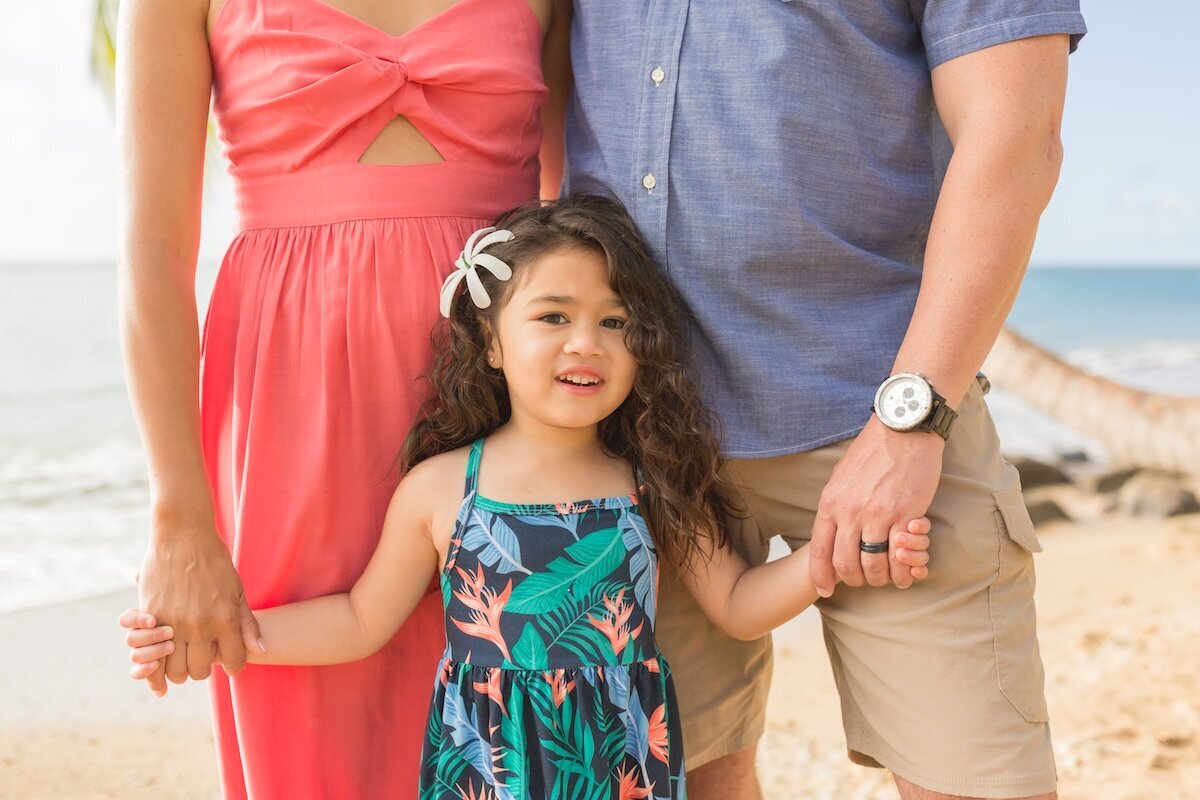 mom dad and little girl - Oahu Family Portraits