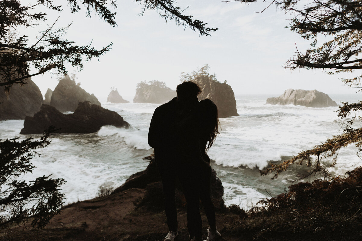 WithLoveFromCass_OregonProposalPhotographer_MadisonChristian_Novemeber2025_SecretBeach-40