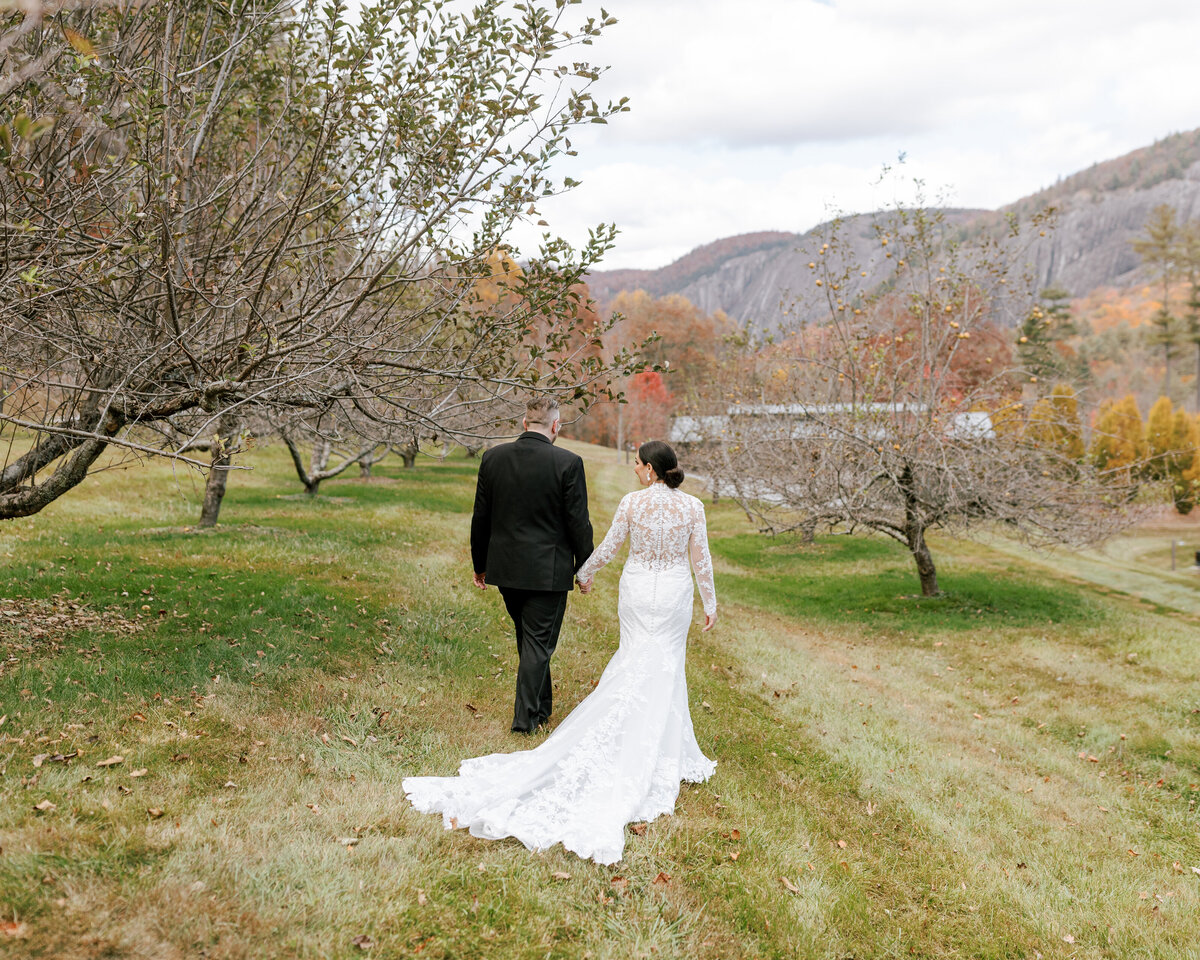 Daniel & Jamie - Bride & Groom Portraits - Lonesome Valley, Sapphire, North Carolina - Chrissy O'Neill & Co. - South Florida Wedding Photographer-38