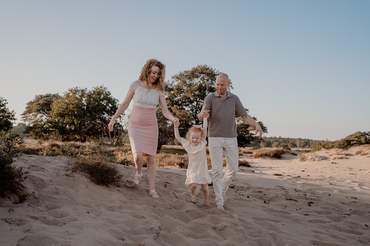 Familieshoot Laren leukfotografie golden hour-6