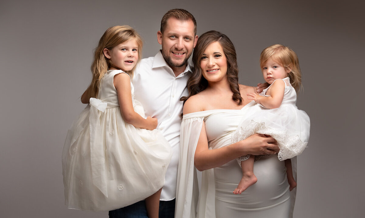 Timeless Pregnancy Portraits to Treasure Forever