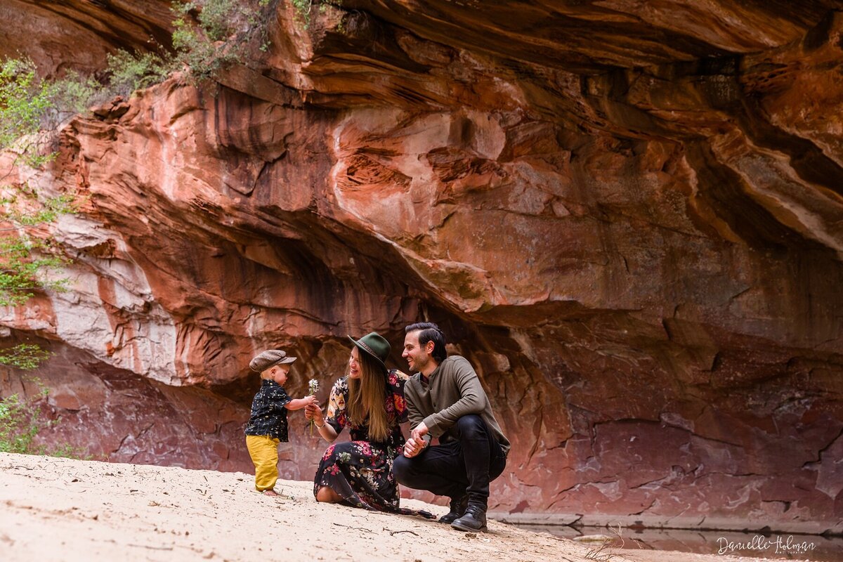 Family_Photographer_in_Sedona_AZ_Danielle_Holman_Photography_WestFork_0015