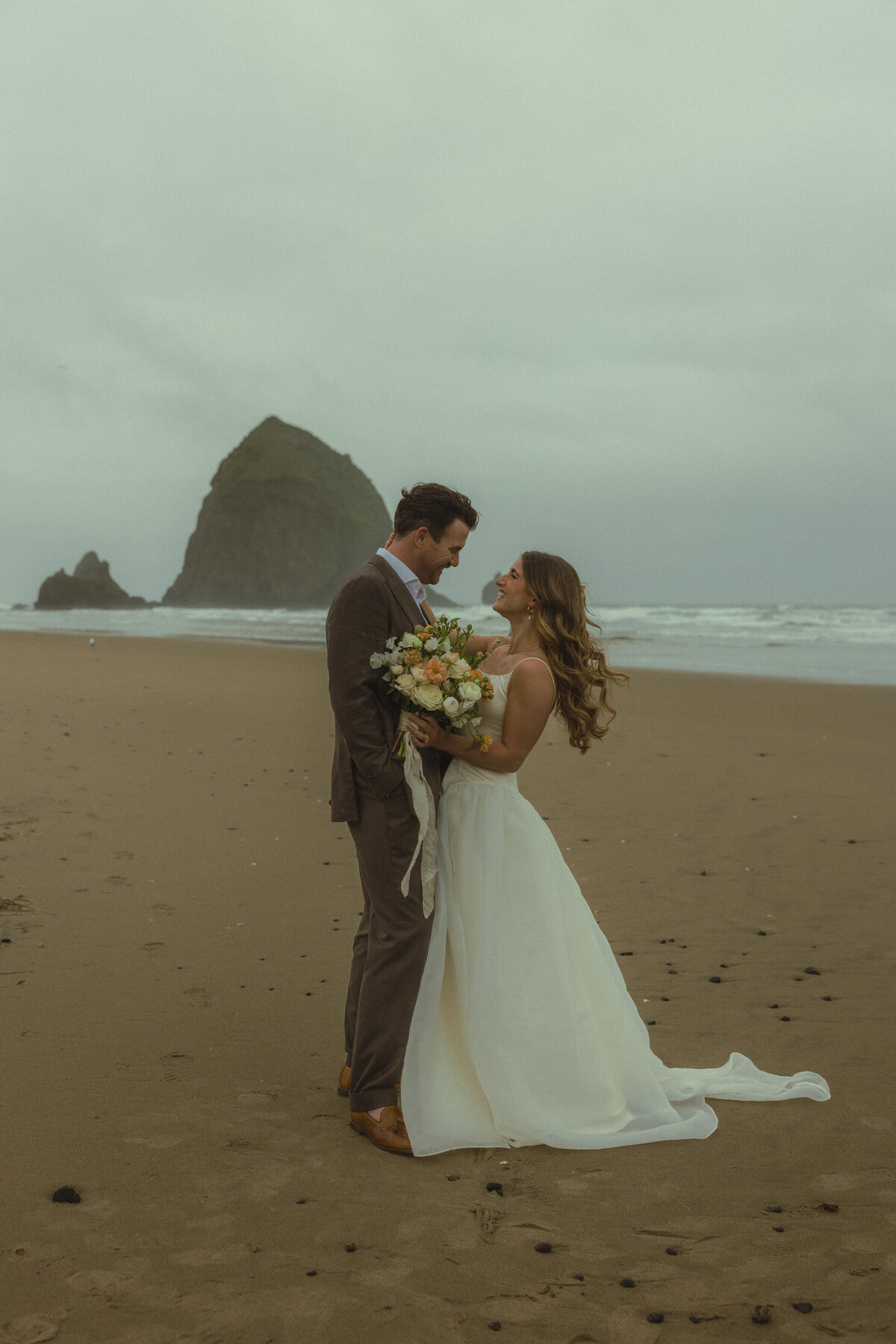 CannonBeachCouple-9