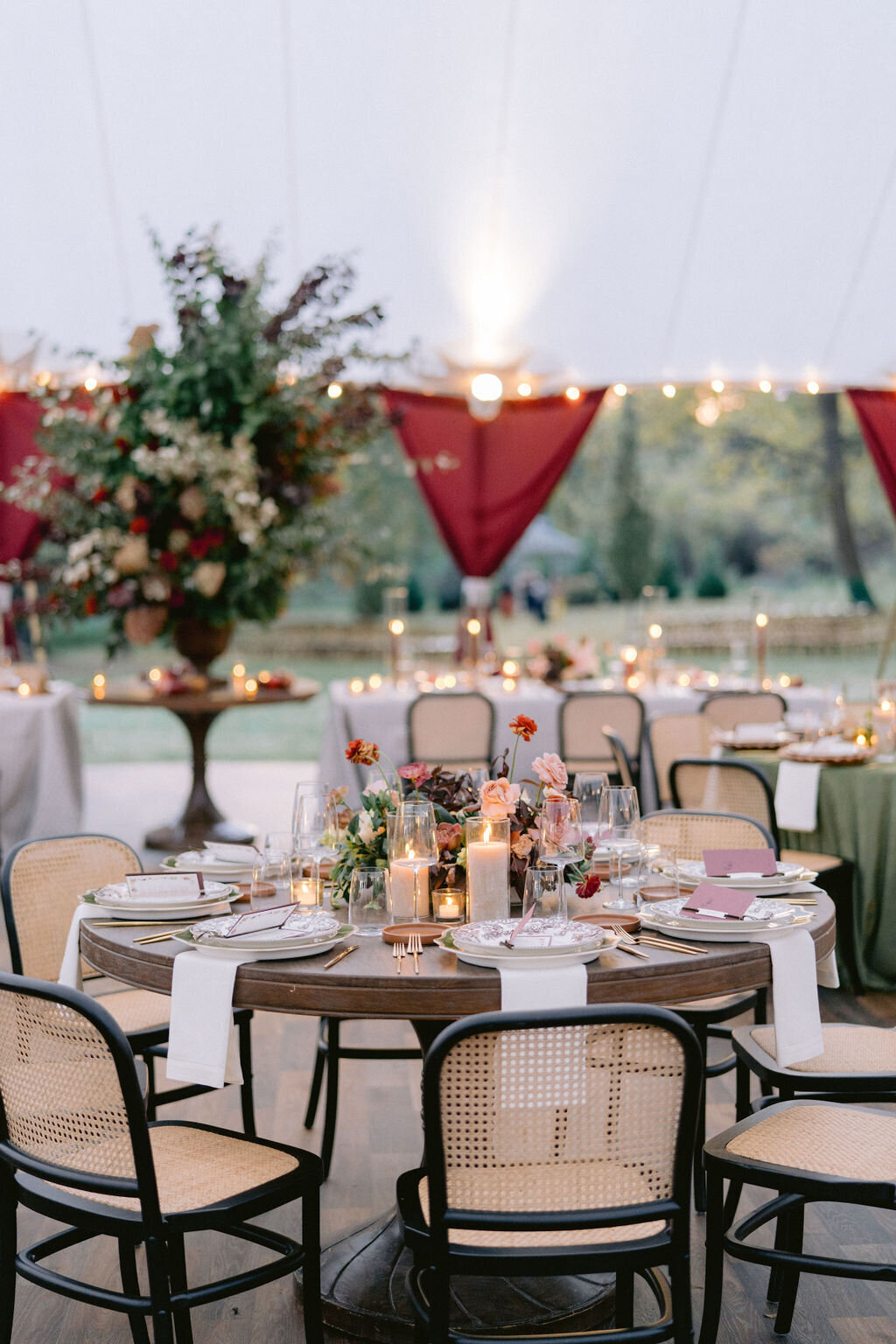 NikkiSanterre_EastCoastLuxuryWeddingPhotographer_CaitieHanrahan_KeswickHallWedding_Jac&Zach-1260