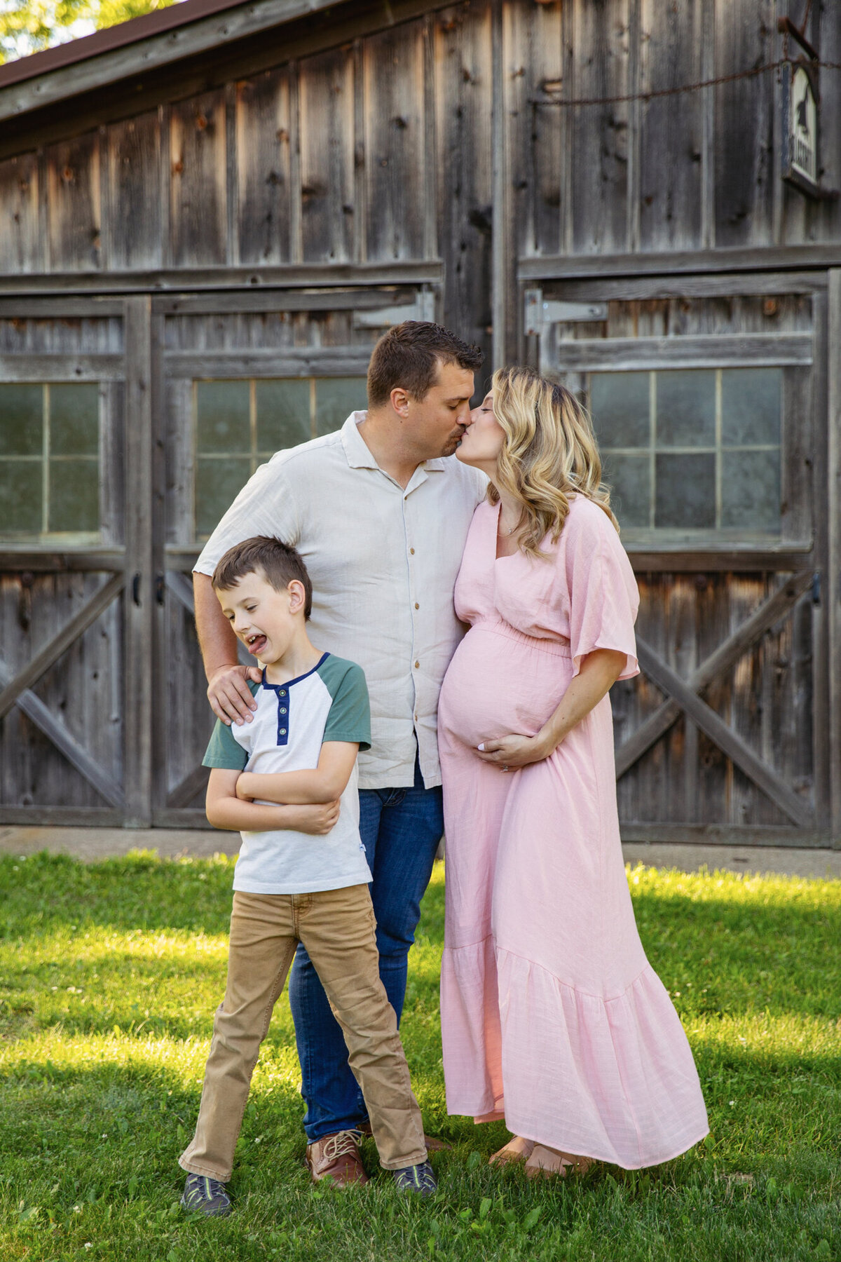 Janesville-Maternity-Photographer (35)