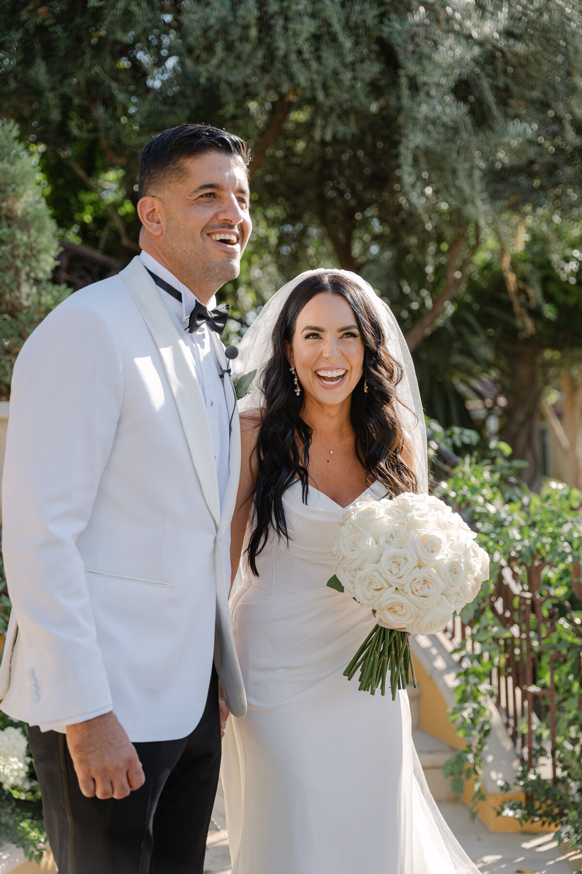 sunandpeakstudios-calipasowinery-sanluisobispo-wedding-couple-classy-jasmineandnima-336
