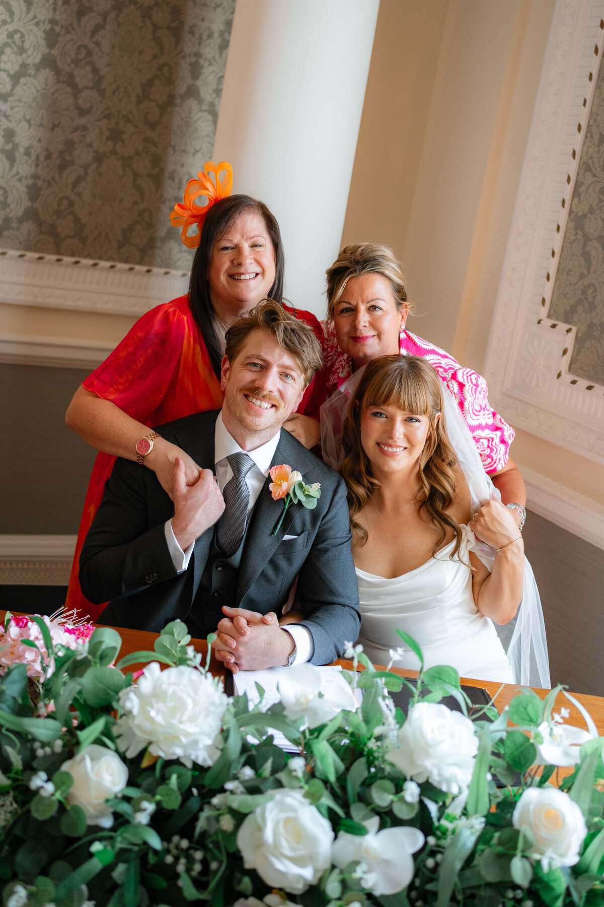 natalie-and-tom-wedding_crewe-town-hall_elee-smith-photo-09