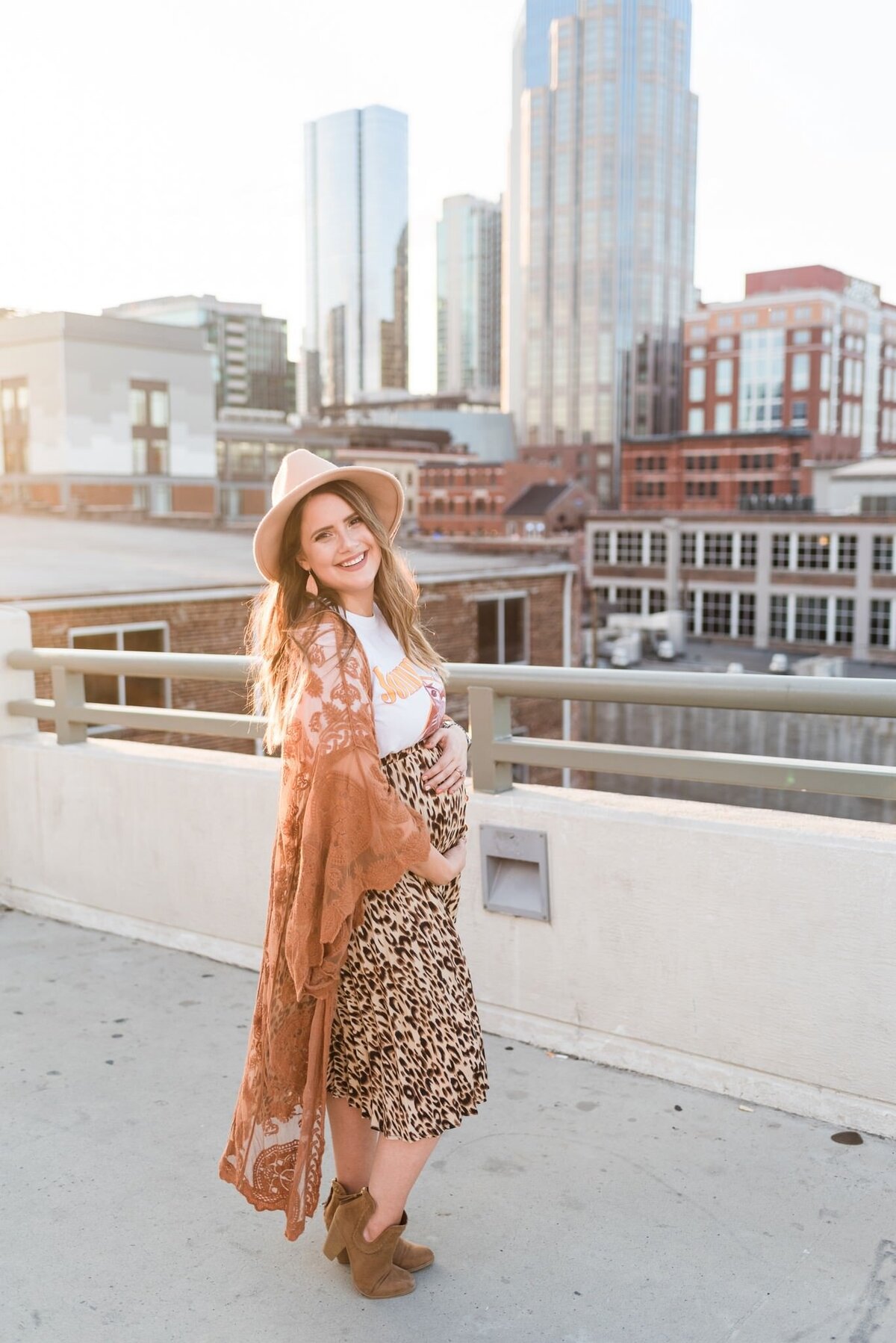 Pedestrian-Bridge-Maternity-Photos-Nashville+1