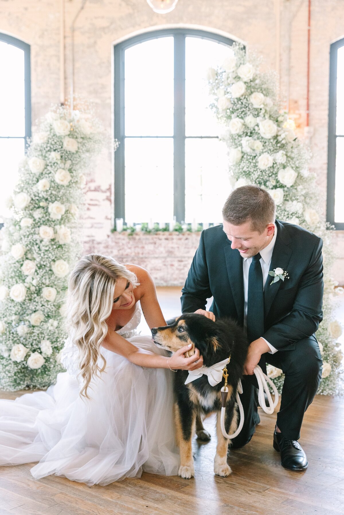 Charleston-Wedding-Photographers-Dana-Cubbage-Cedar-Room_0027