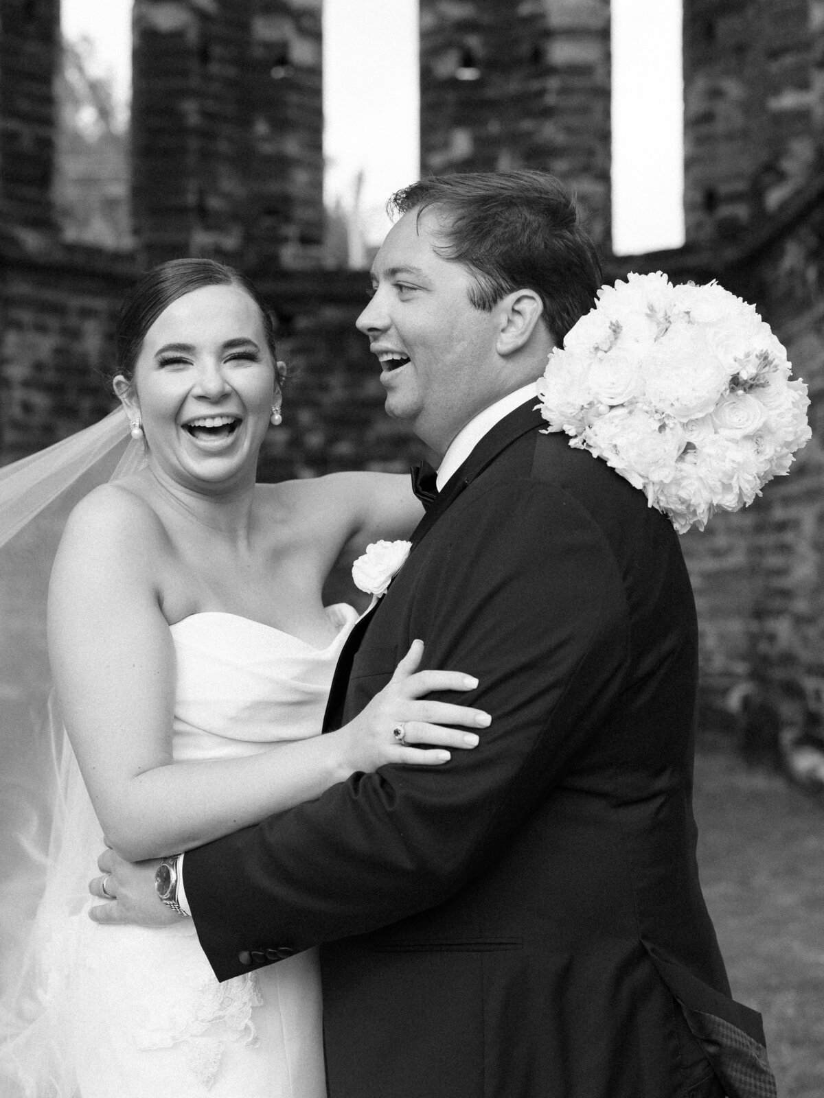 Hayley+Zach_Wedding_SNEAK_FoxtailCo_-570