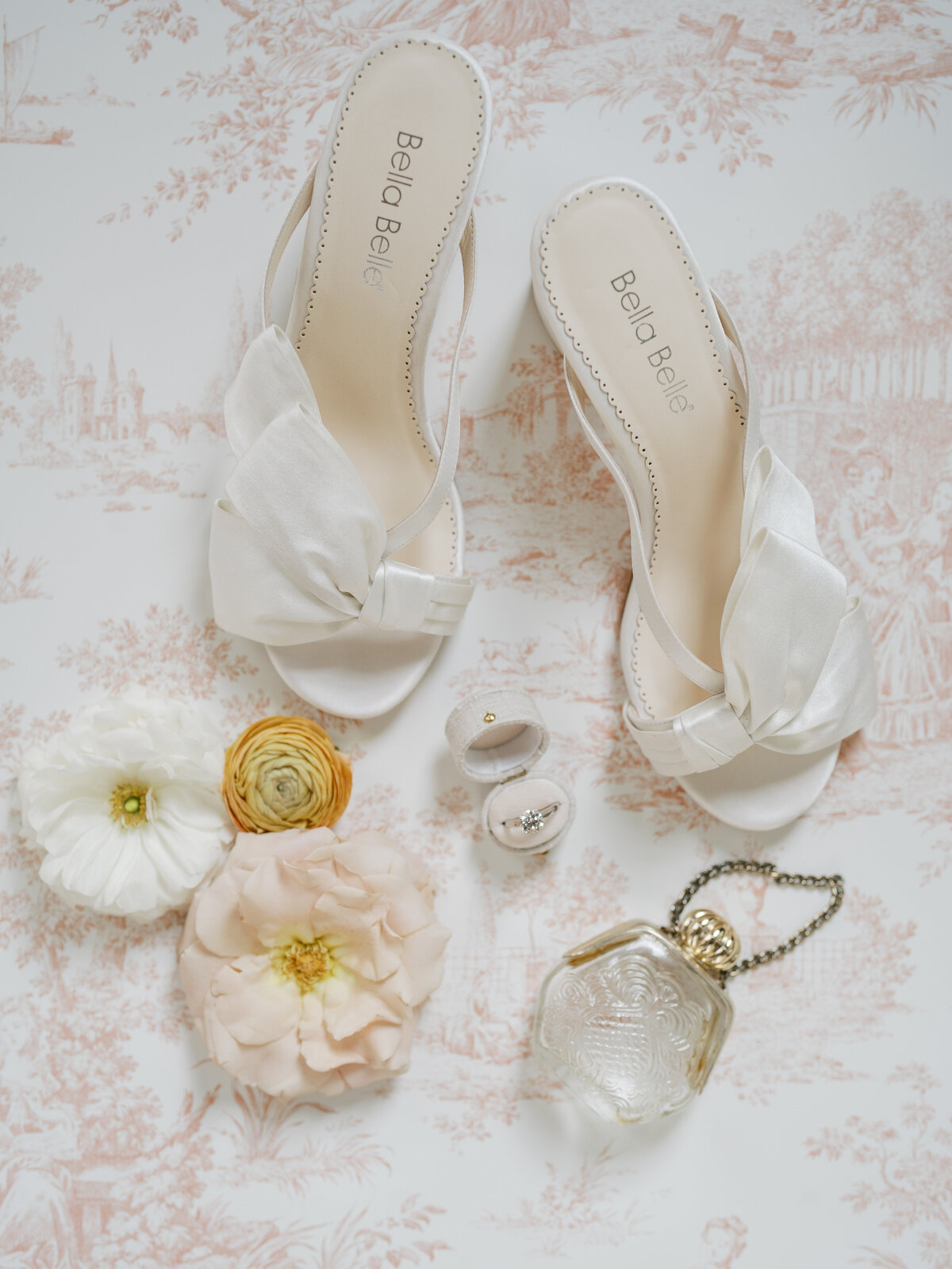 bella-belle-bridal-shoes-sarah-brehant-events