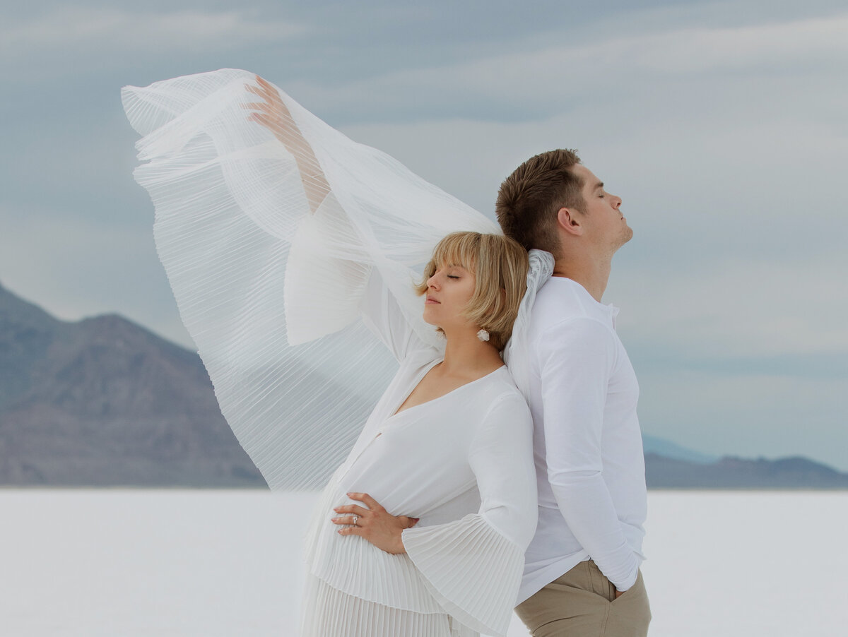 Emma + Riley_Salt Flats_004