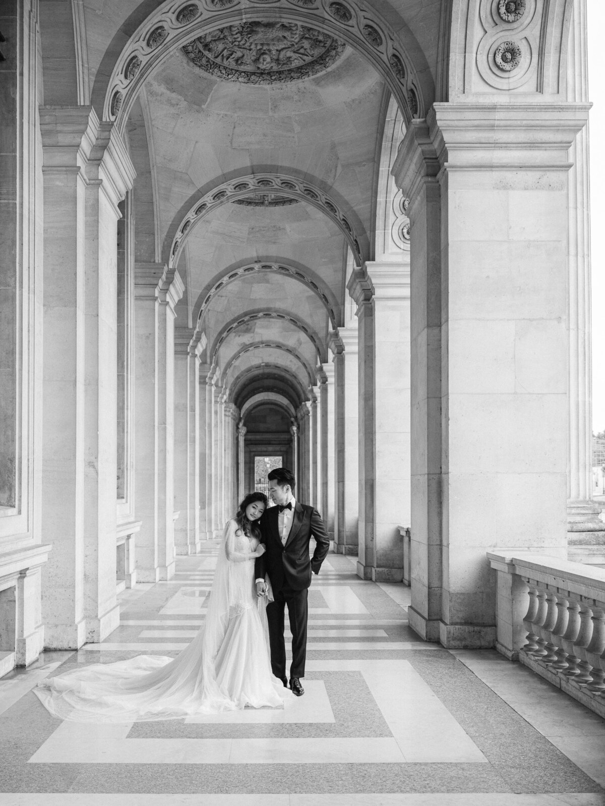 Alexandra-Vonk-destination-wedding-Hotel-de-Crillon-Paris-7