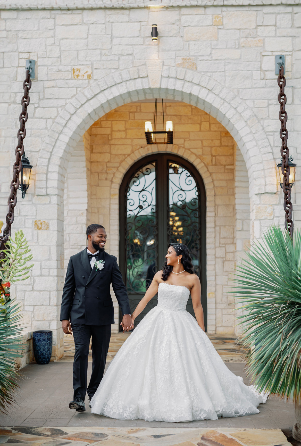 Parsons-Castle-Wedding-Dallas-TX-04