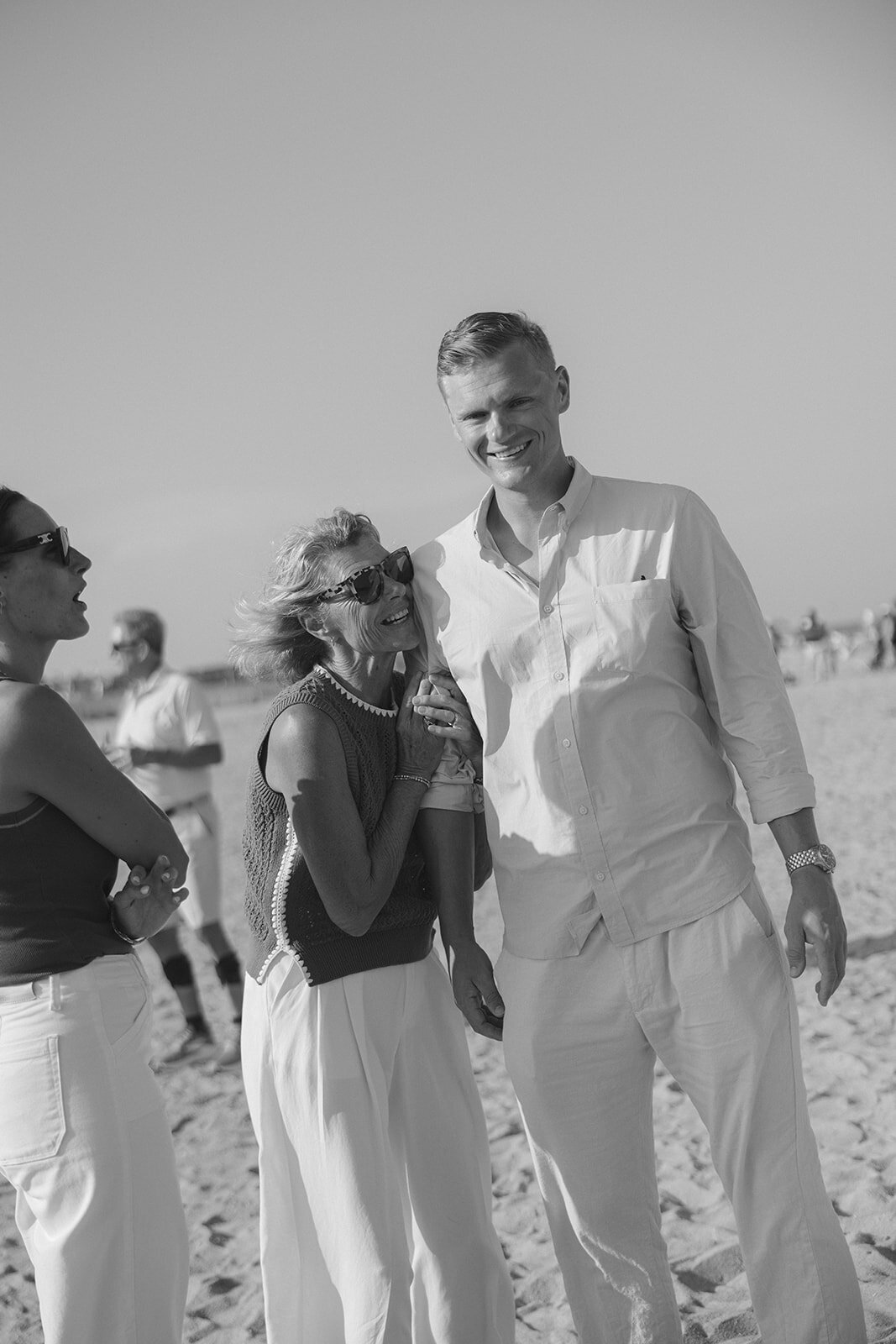 surprise-beach-proposal-photographer-nyc-wedding-photographer-love-melissa-174