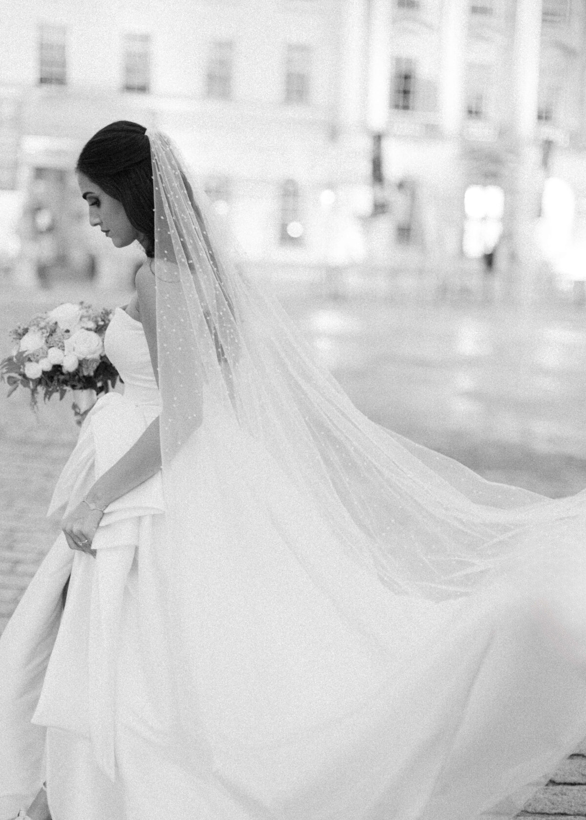 Noor-Tumi-Wedding-Spring-Somerset-House-Chloe-Winstanley-Photography-370