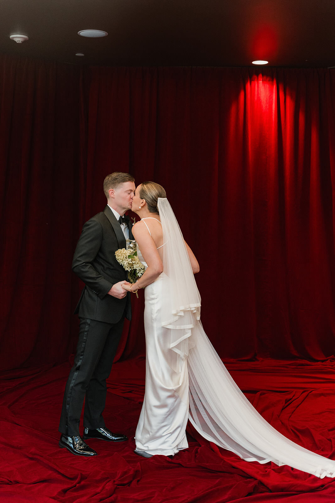 Lea-and-Cole-Portland-Oregon-Wedding-27