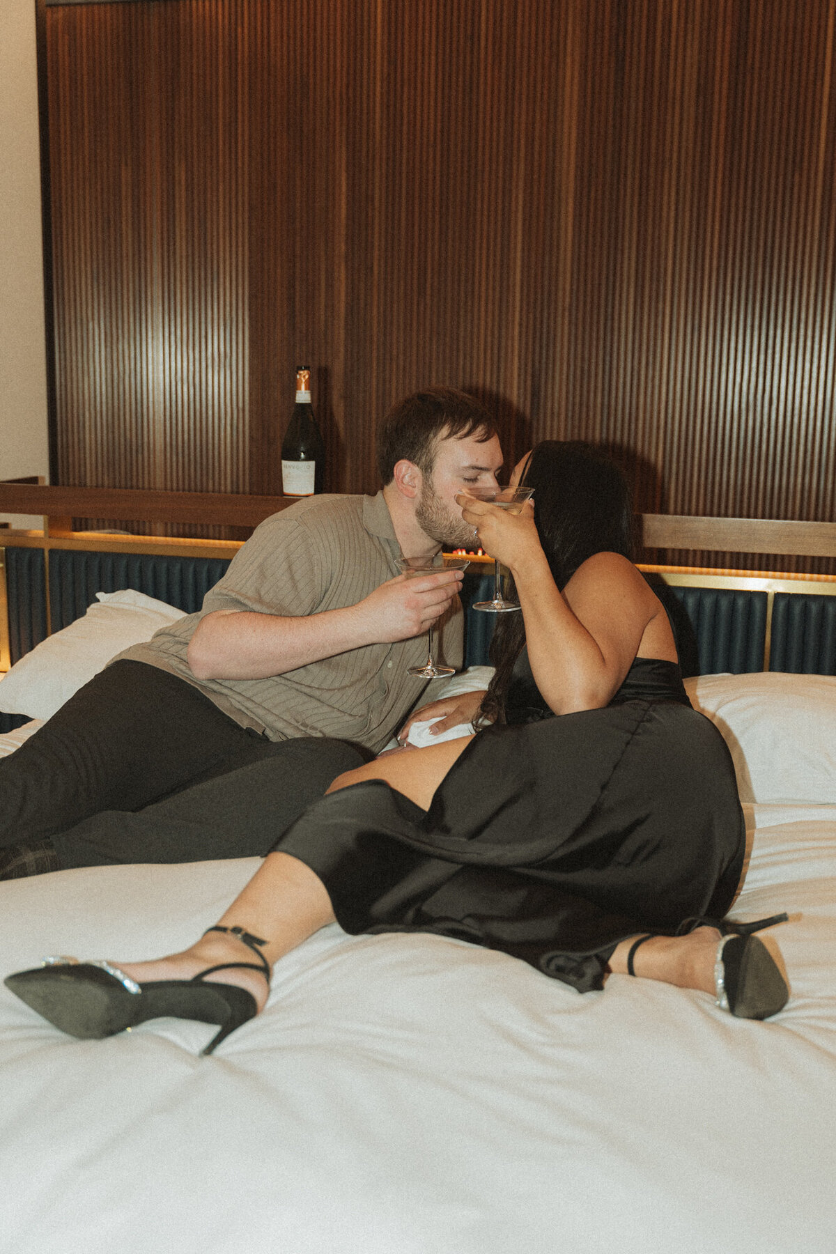 stylish-engagement-photography-twa-hotel-nyc-36