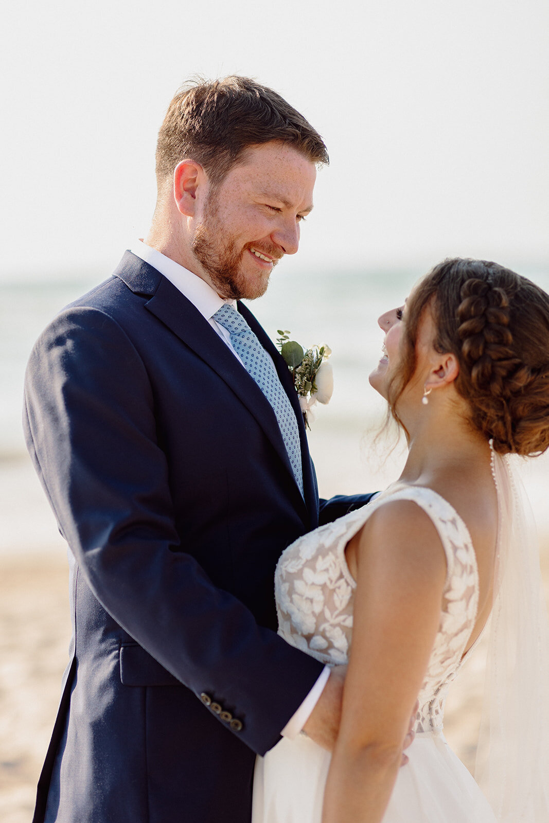 Stephanie and Sam- Kincardine Beach Wedding-Photos by Split Rail Studios0010