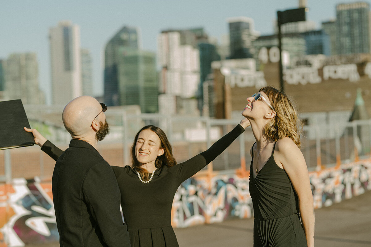 toronto-city-elopement-kensington-market-freespirited-romantic-fun-authentic-wedding-photography-2586