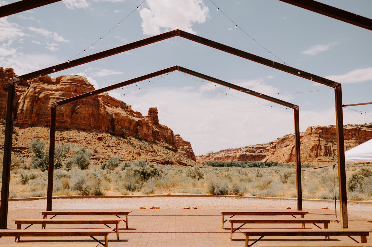 red-earth-moab-utah-wedding0101-3