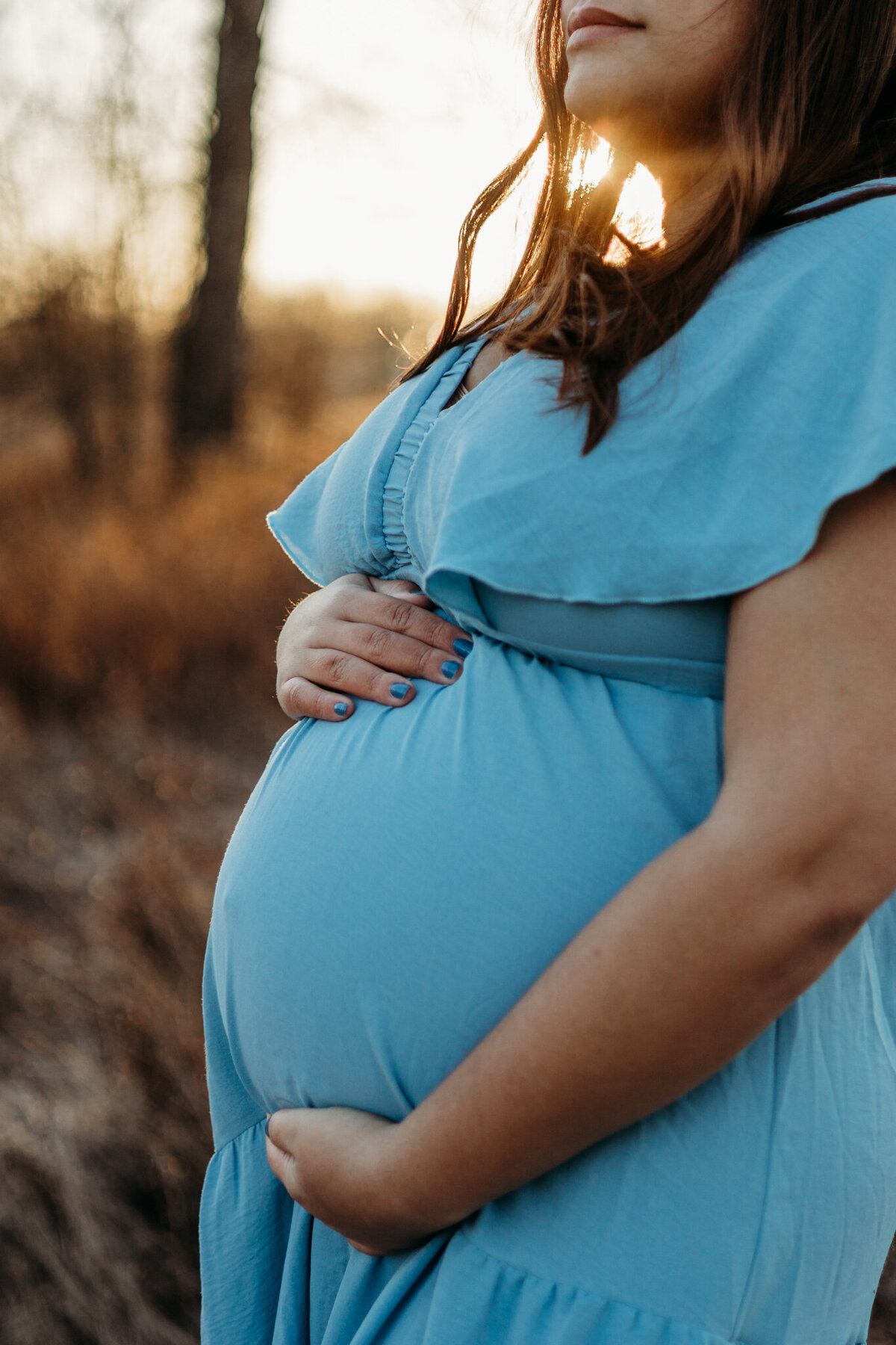 outdoor maternity pictures