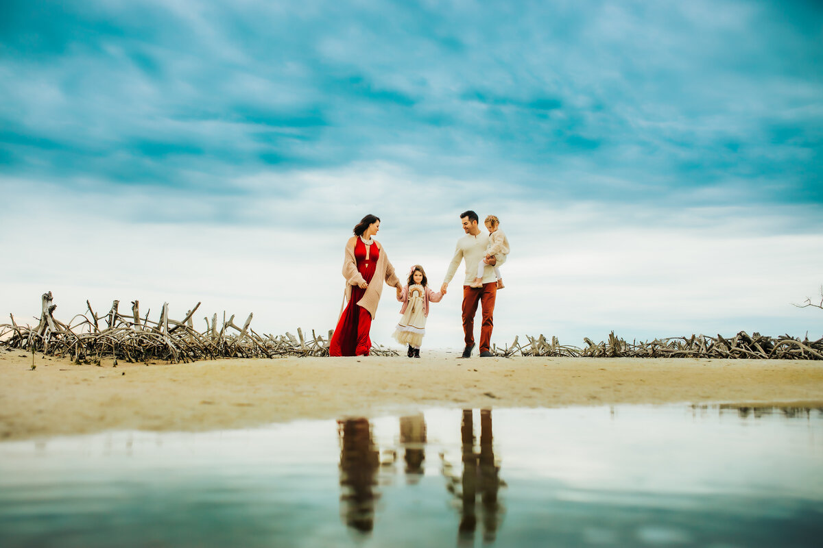 driftwood family beach photo session