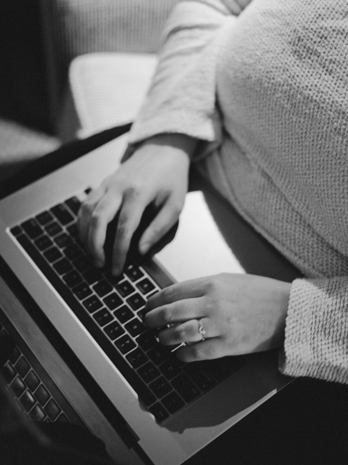 woman's hands type on macbook, web designer branding photos