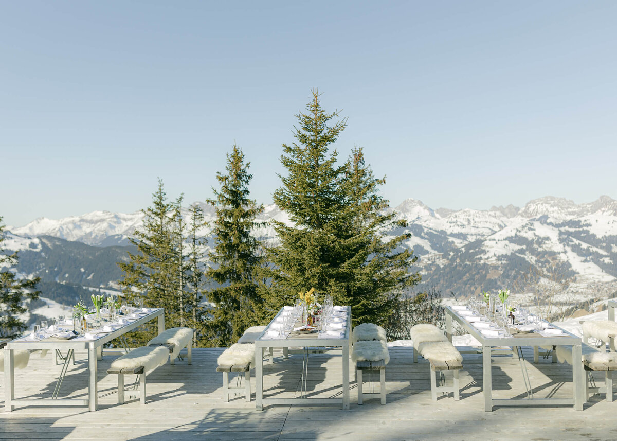 chloe-winstanley-events-albion-parties-gstaad-wasserngrat-party-tables