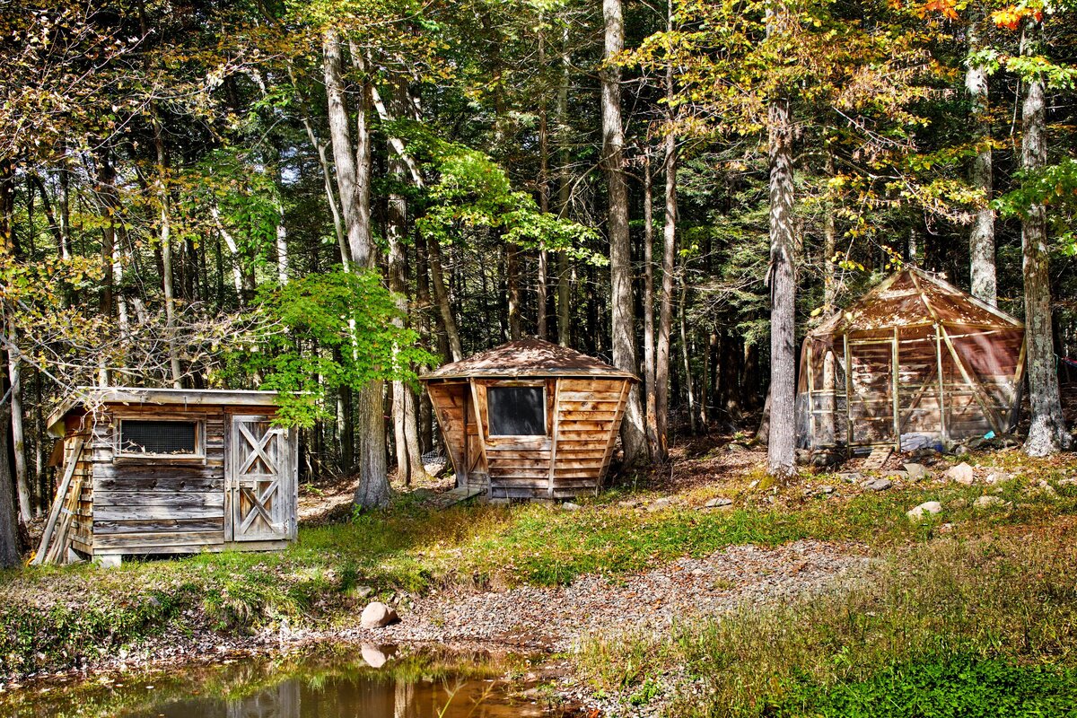 Catskills-Exterior-Sanabria