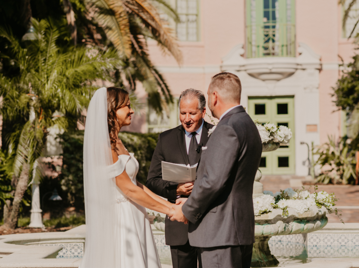 mariah-lacy-photo-the-vinoy-hotel-elope-in-florida-chantilly-chic-celebrations-1