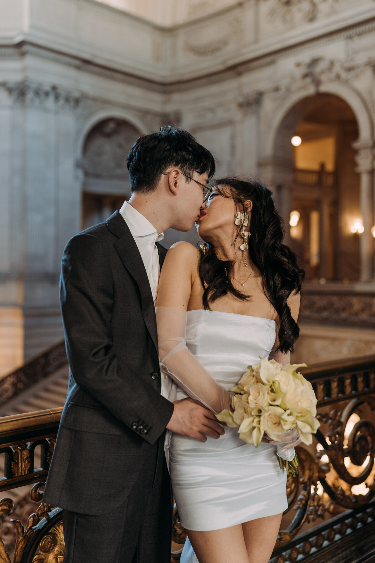 Joyce Li Photography Destination Wedding Elopement Engagement Lifestyle Portrait Photographer West Coast Seattle Washington California sfcityhallelopement-49