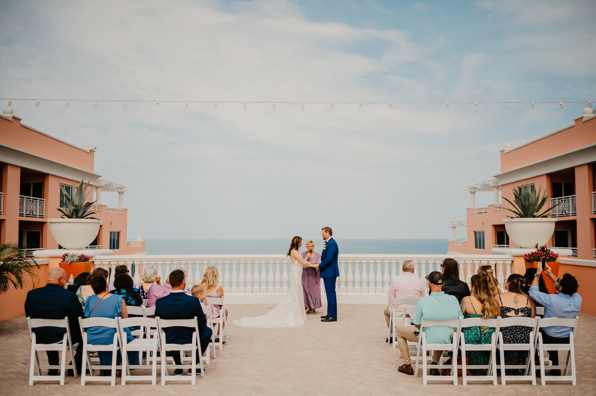 mariah-lacy-photo-hyatt-clearwater-rooftop-elopement-chantilly-chic-celebrations-13
