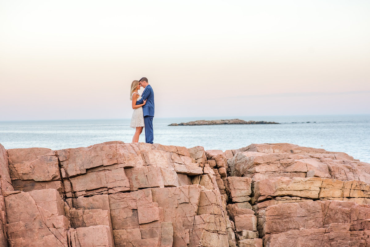 PORTFOLIO-2016-07-29HeatherandEricEngagementSession64111-16