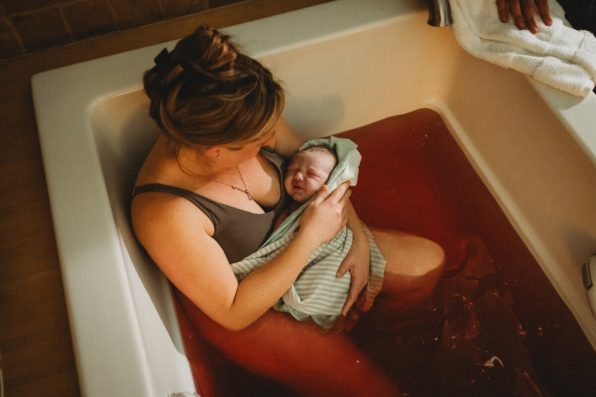 BestMichiganBirthPhotographer-45