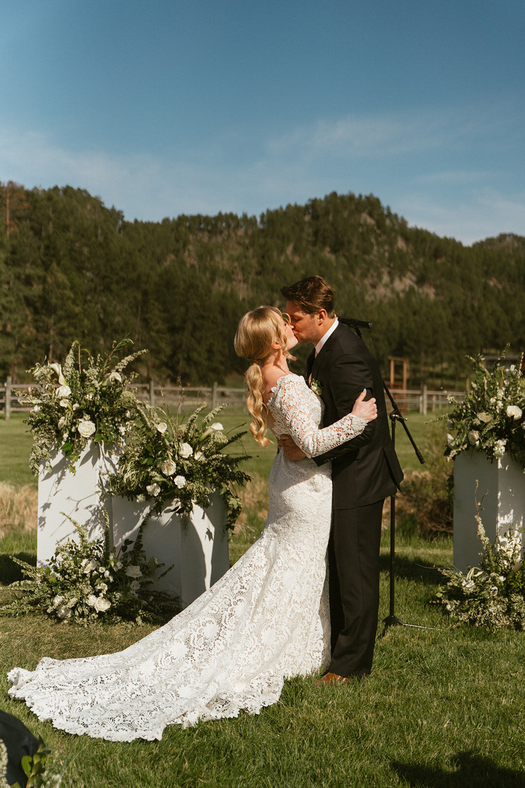 TaylorJoelWedding-1112