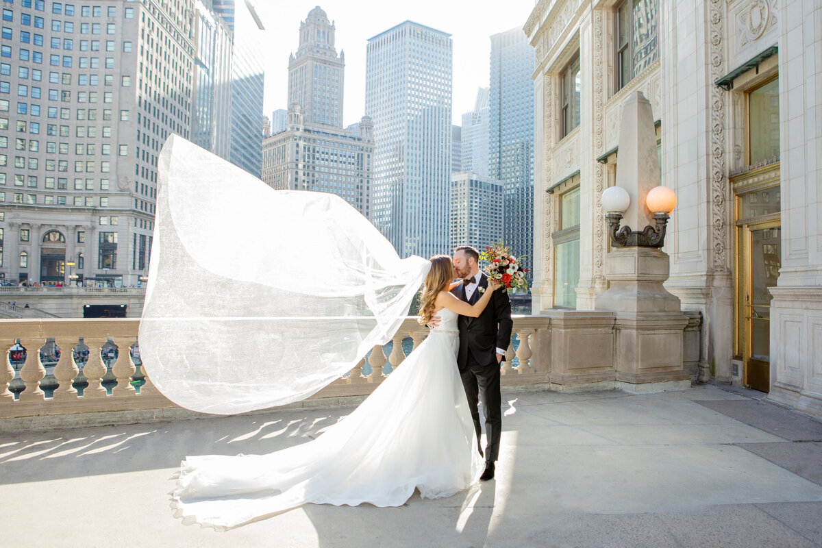 Daniela Cardili Photography Chicago Illinois Wedding Engagement Photographer Timeline Luxury Classic  Destination Worldwide Traveling Travel 394