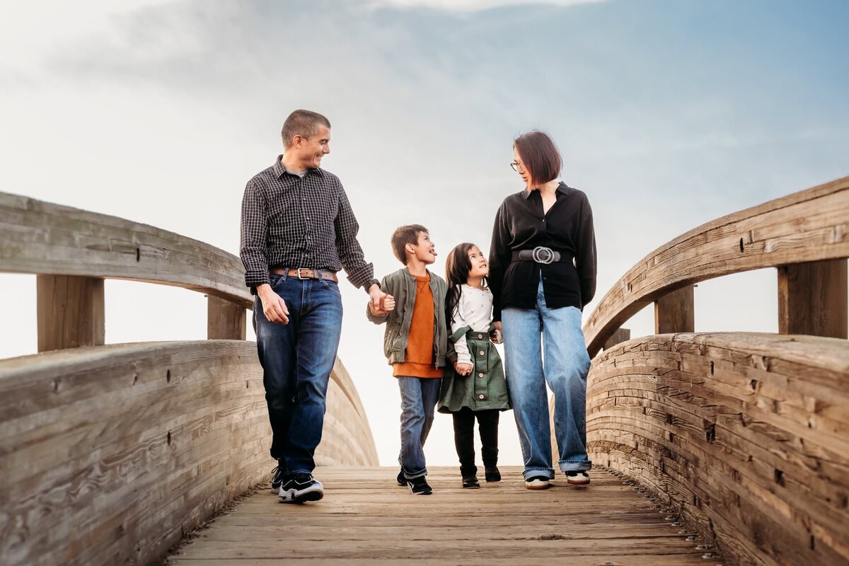 martinez-waterfront-arch-bridge