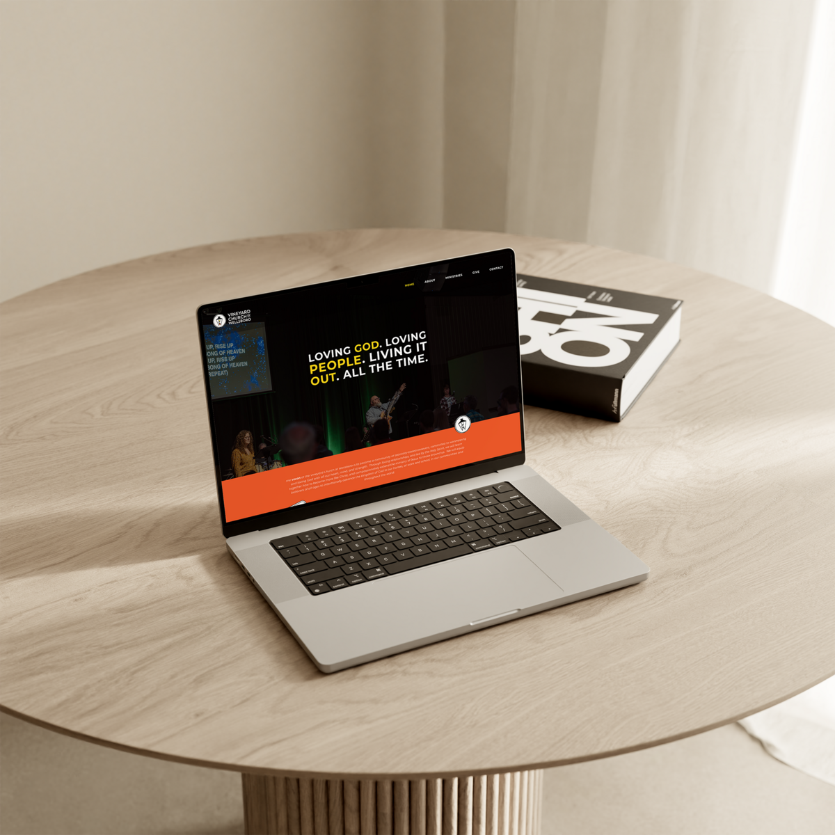 MoyoFreeMockup1